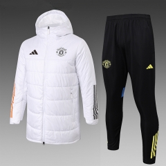 25-26 Manchester United White Thailand Soccer Cotton Coat Uniform With Hat-815